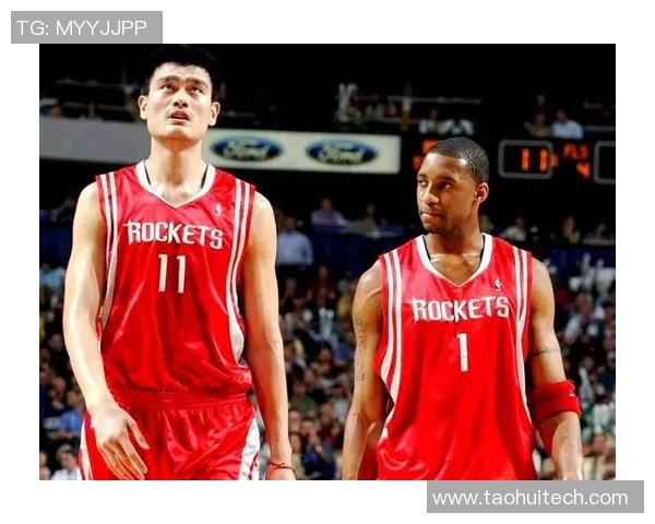 外国足球明星与姚明的跨界友谊与体育精神的完美结合